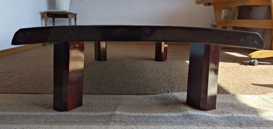 一枚板　座卓　光沢　高級感　コーティング　ローテーブル　木製