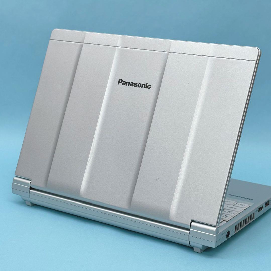 855 準美品 使用130時間 レッツノート SV9 i5 第10世代 8GB