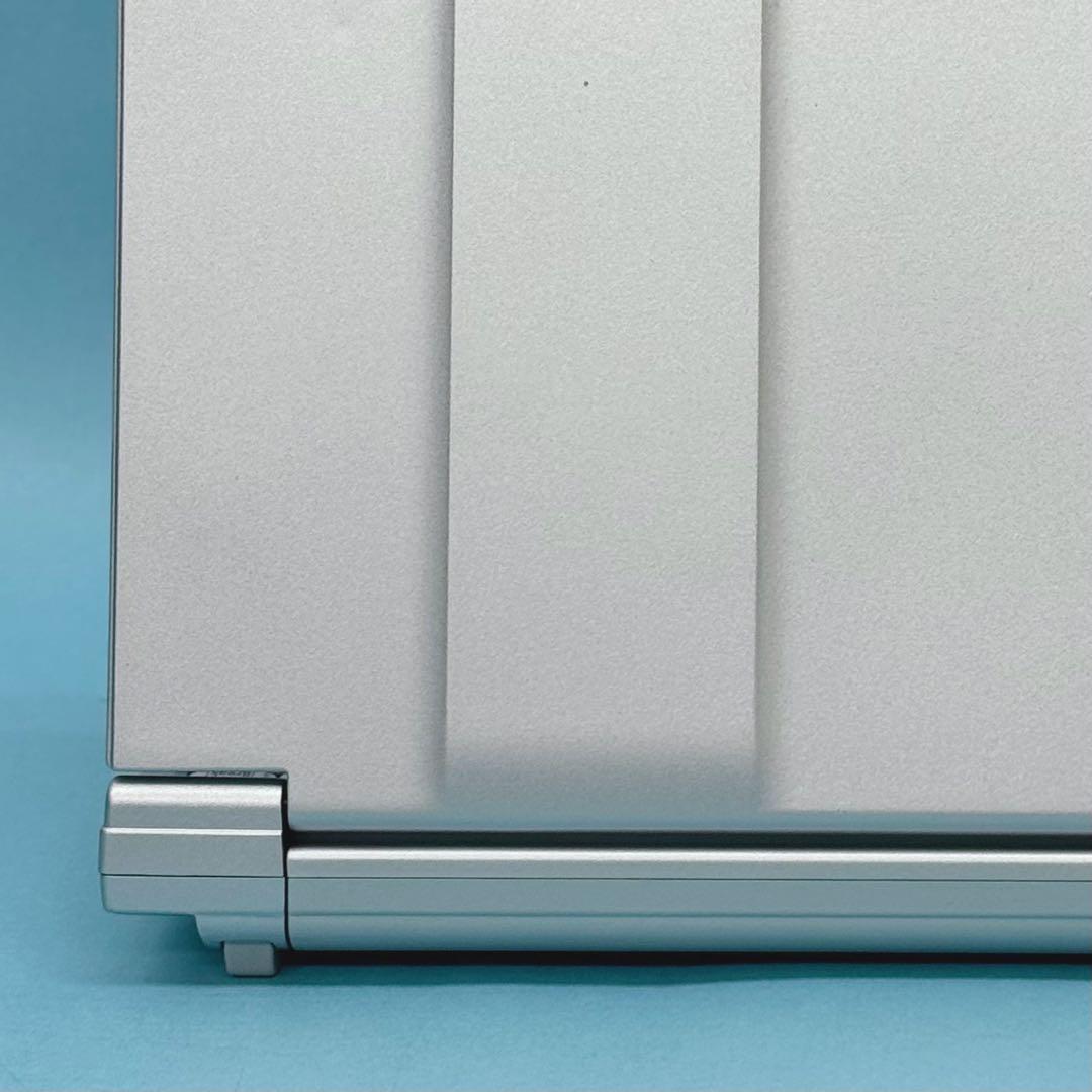 855 準美品 使用130時間 レッツノート SV9 i5 第10世代 8GB