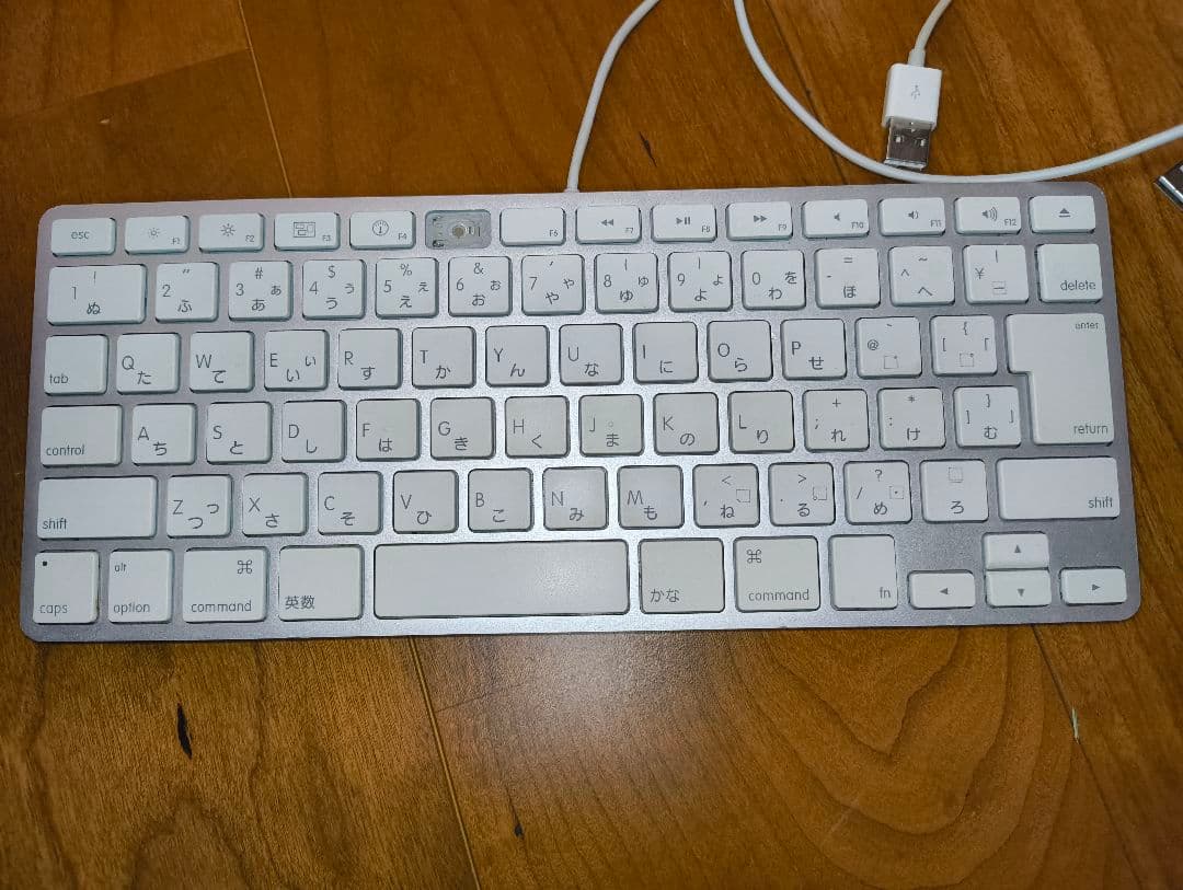 Apple iMac 21.5インチ Mid 2010 改造品