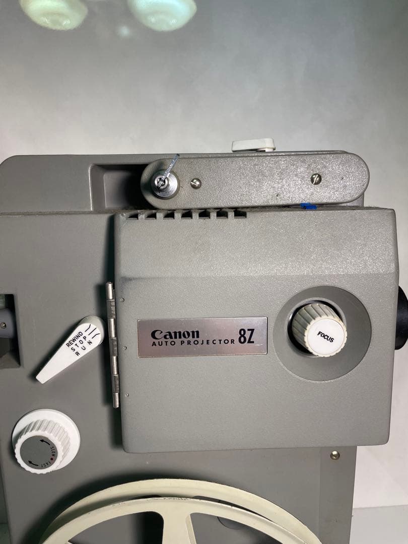 Canon 8mm映写機 AUTO PROJECTOR 8Z ケース付 希少