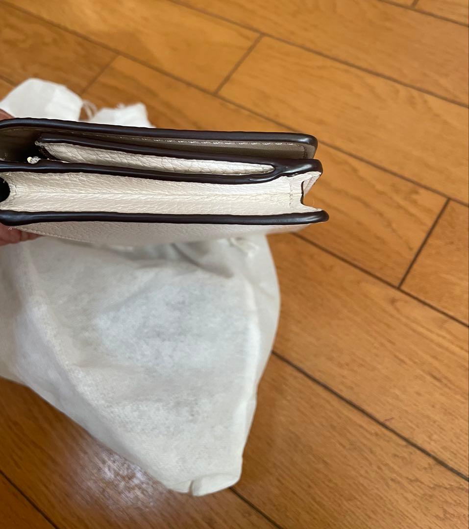 COACH ホワイトレザー ショルダーバッグ スマホショルダー ウォレット