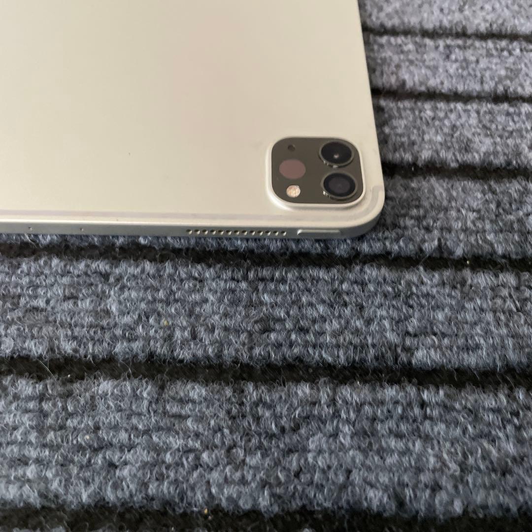 105【早い者勝ち】 iPad Pro 11 2世代 128GB シルバー