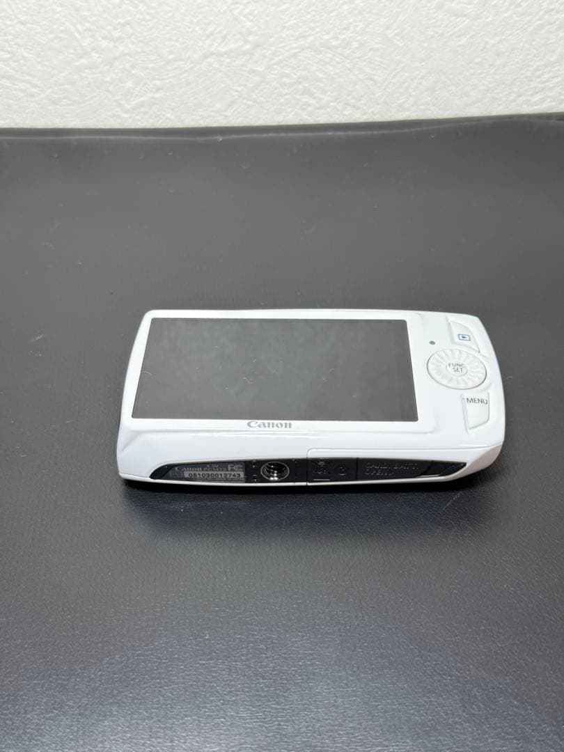美品✨ CANON IXY30S ホワイト オールドコンデジ インスタグラマー