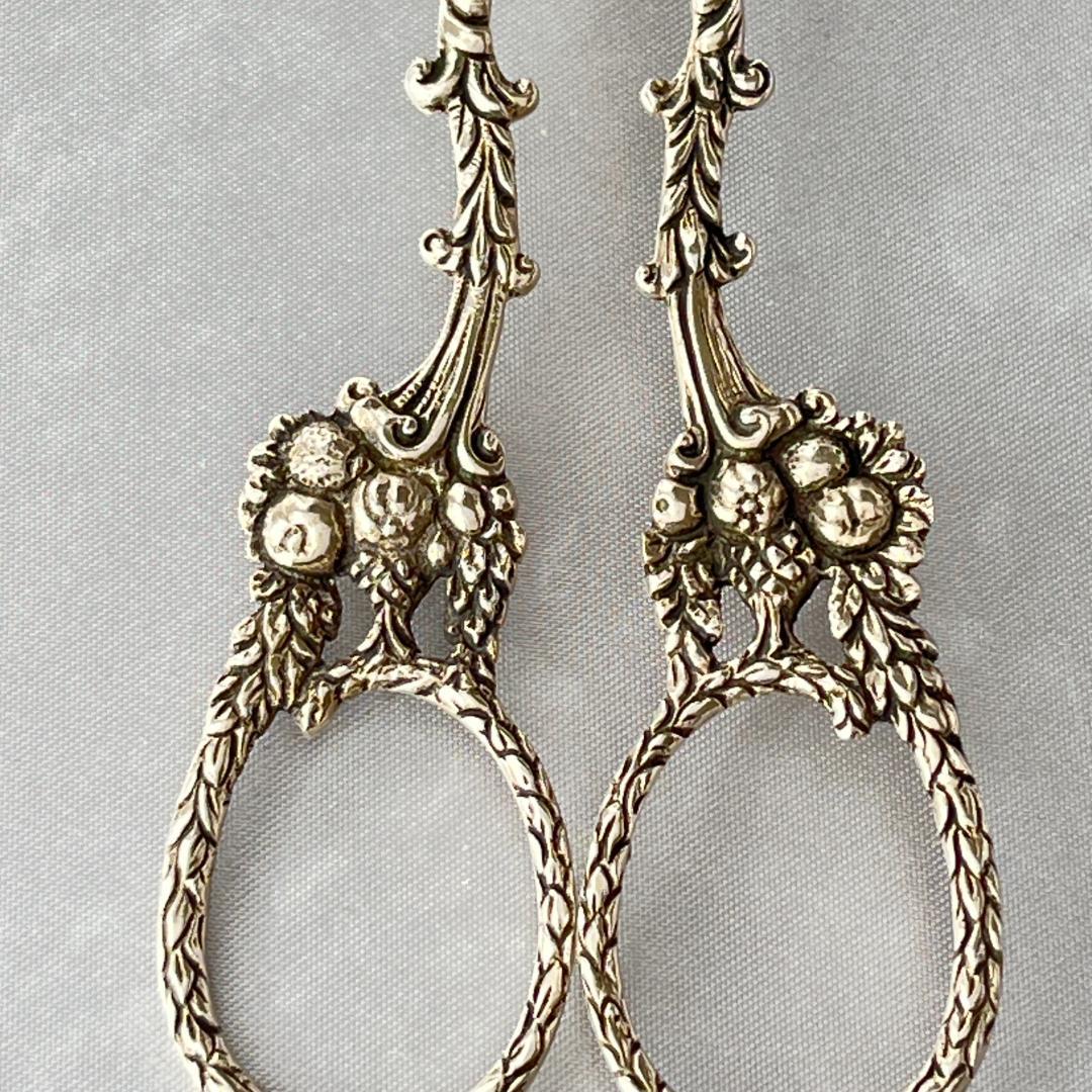 【Christoph Bach】 薔薇の透かしのペストリートング【純銀】17cm