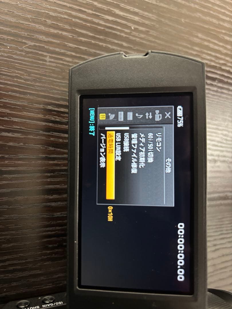 SONY ビデオカメラ　FDR-AX700 １回使用のみ