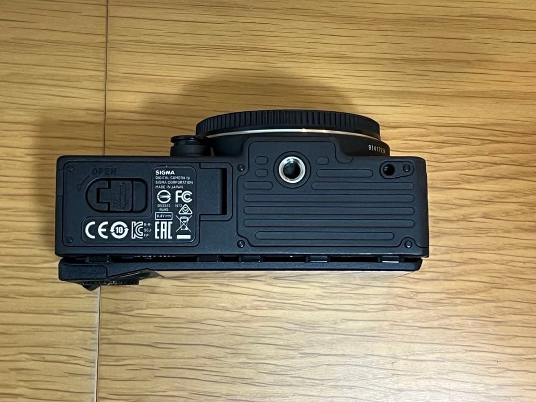 SIGMA fp ボディ