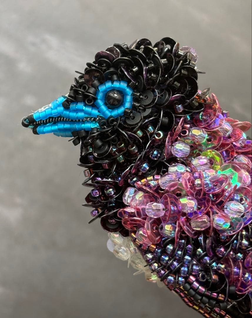 【サンコウチョウ】ビーズ刺繍ブローチバッグチャーム