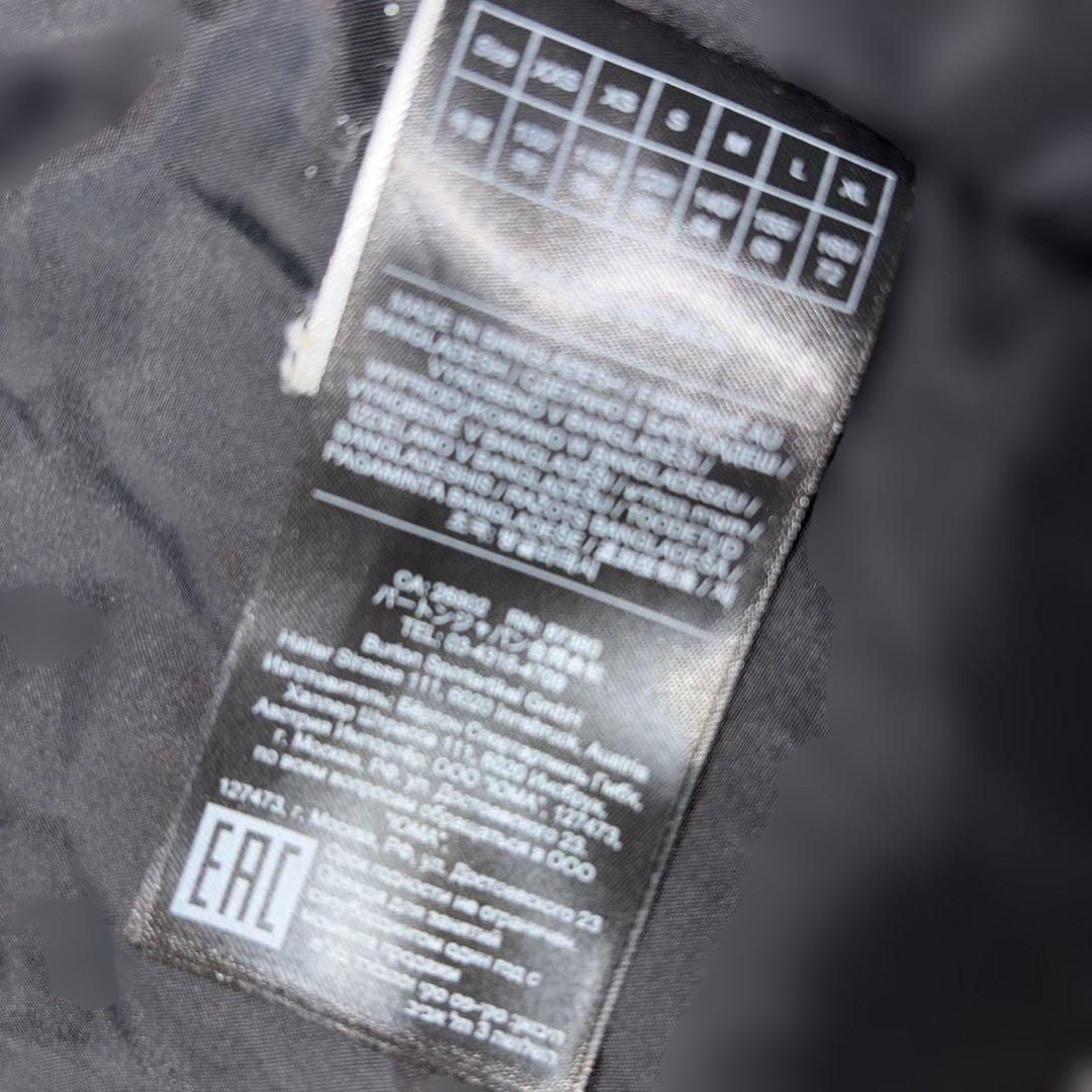 美品　BURTON キッズ　スノーボードジャケット XL グレー/ブラック