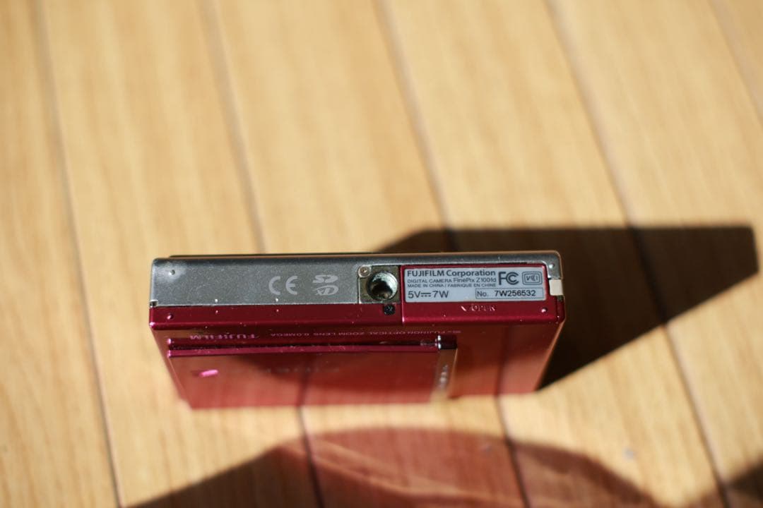 Fujifilm FinePix Z100fd 8.0 メガピクセル ピンク