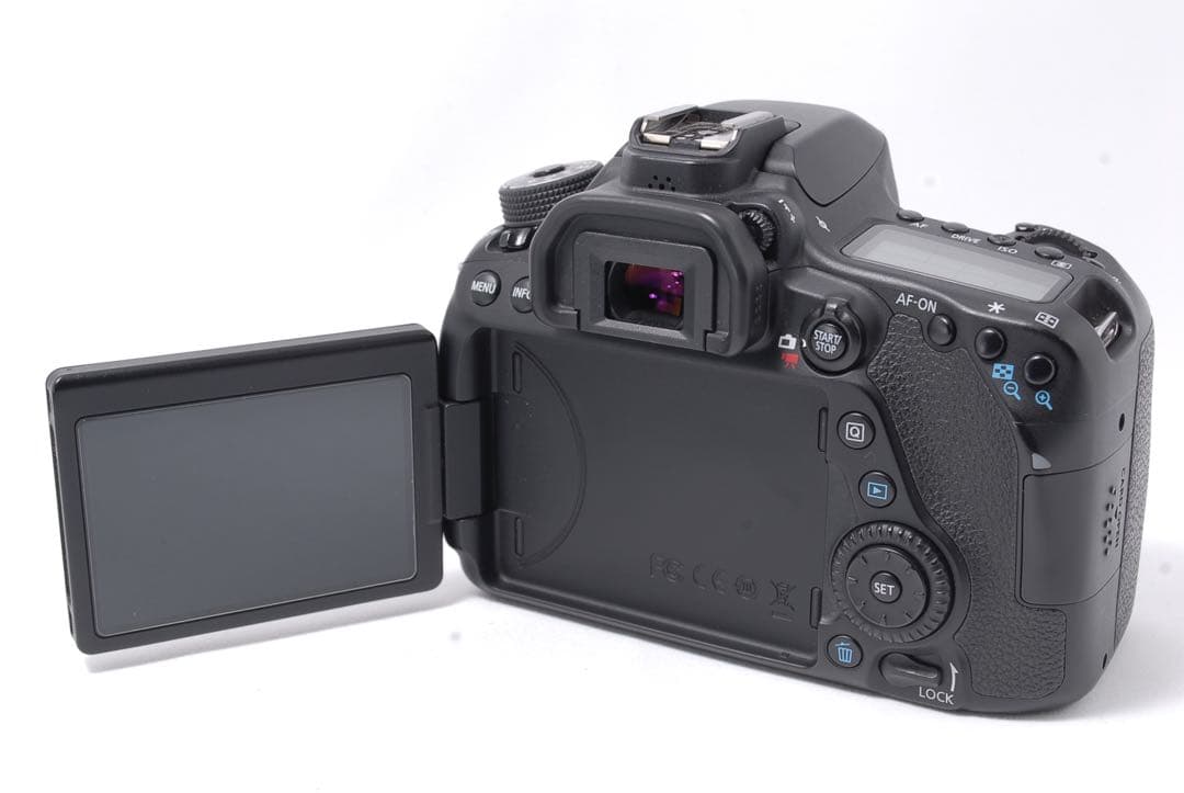 極美品✨Canon EOS 80D 標準レンズ付★Wi-Fi搭載★高画質・自撮り