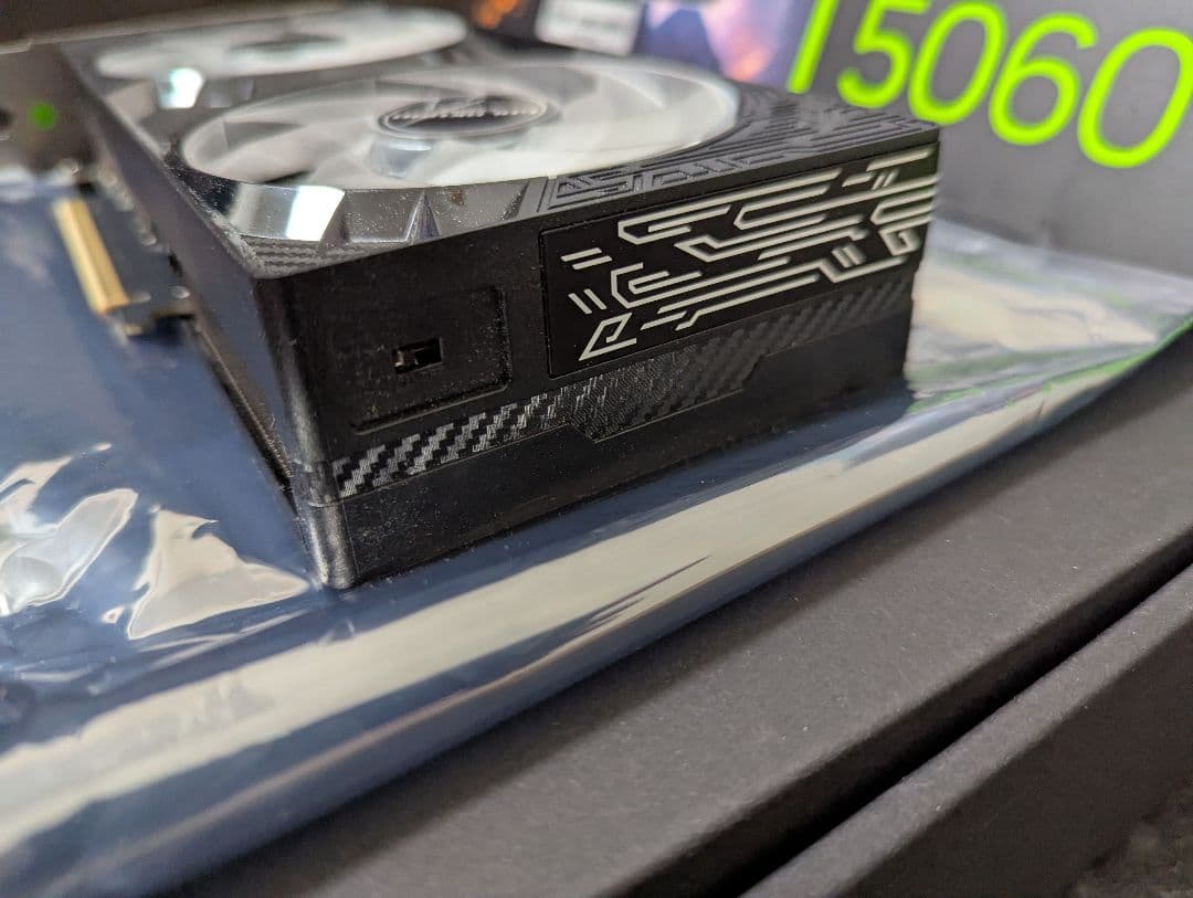 GALAKURO GeForce RTX 5060ti 8g 本体