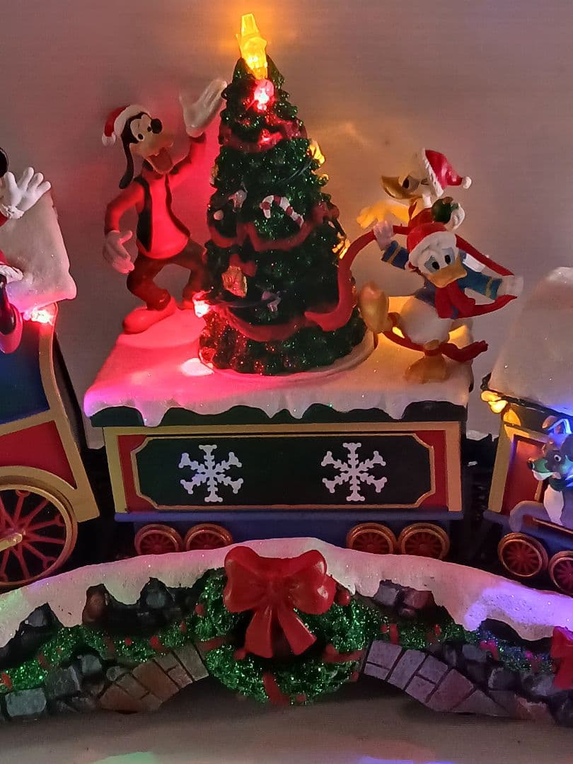 ディズニー　クリスマストレイン　サウンド付き、クリスマス飾り　照明LED