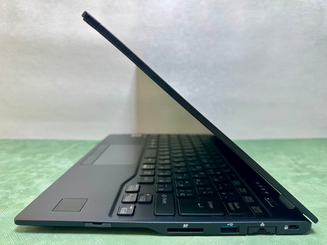 Windowsノート本体 Fujitsu LIFEBOOK U9310/D i5 8 256 |2938