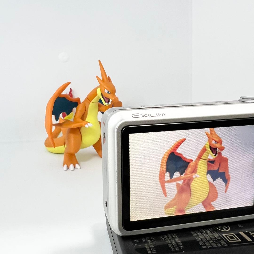 CASIO EXILIM EX-Z80 シルバー 動作確認済 デジカメ カシオ