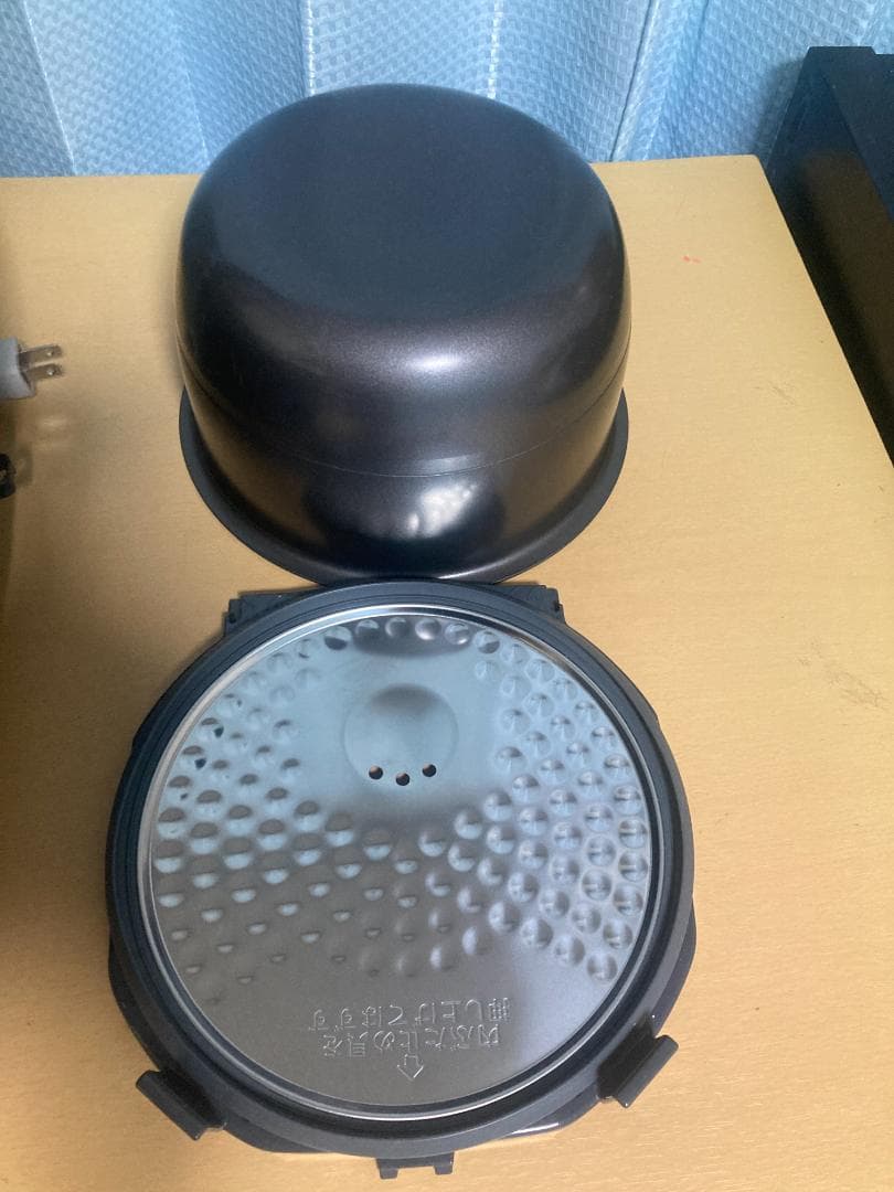 ★美品★2025年製 象印 NW-VJ10 IH 炊飯器 ジャー5.5合炊き