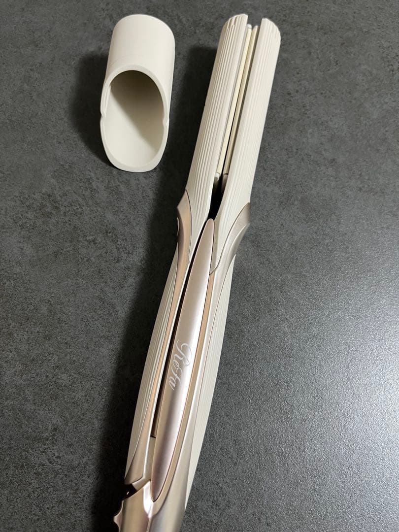 kmyum　リファストレートアイロン