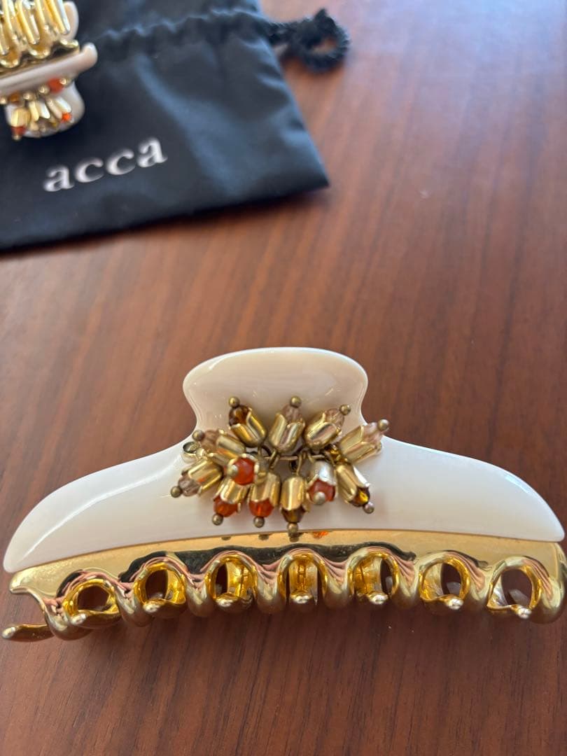 春限定　acca ヘアクリップ 2個セット　大小 薄ピンク