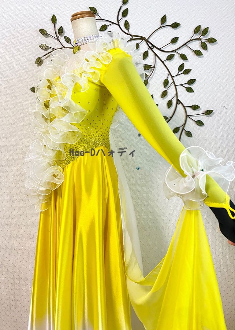 新品同様★ドレス★フリル★白黄グラデーション★社交ダンス