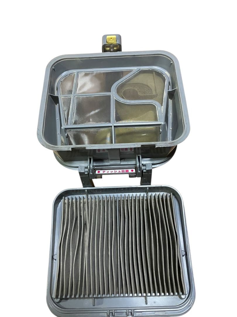 シナモン 　SANYO 三洋　サイクロン掃除機SC-XD1000 8年製