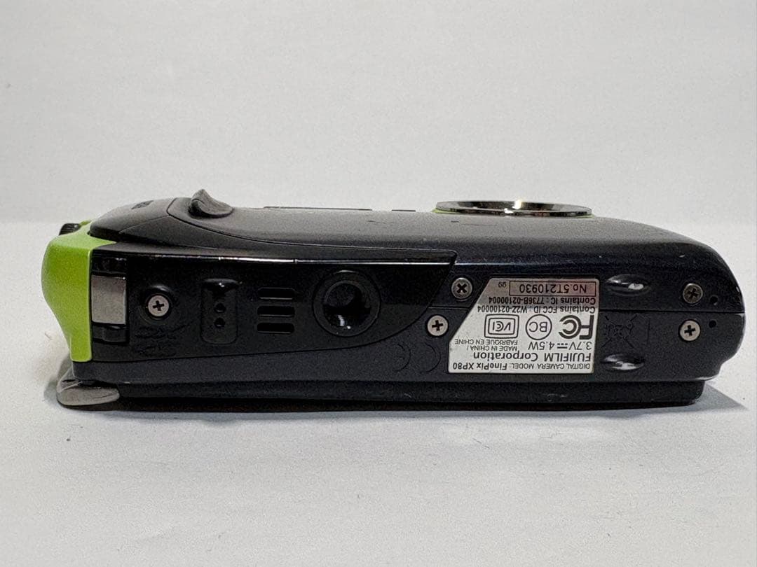 Fujifilm finepix XP80 防水デジタルカメラ コンパクトカメラ