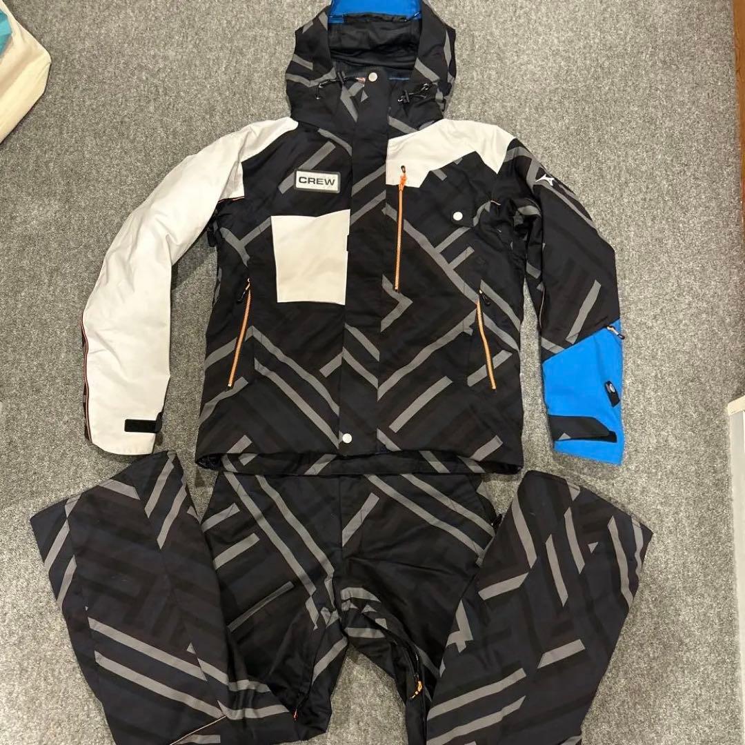 MIZUNOクルーモデルスキーウエアー(ユニセックス)