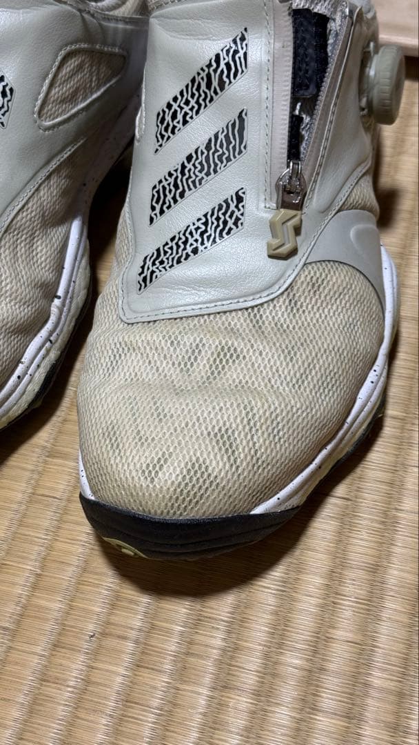 ゴルフシューズ ベージュ BOOST