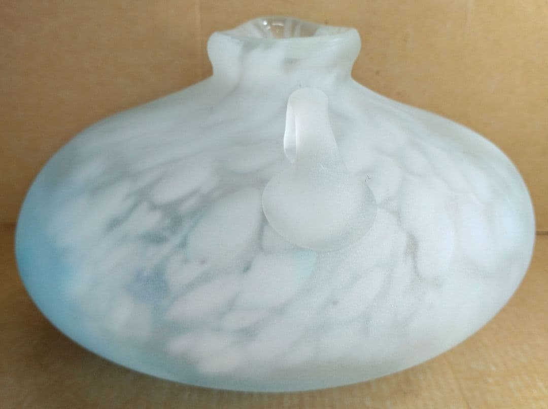 【本物保証】藤田喬平 手吹 花瓶(水色系,手付) 共箱 栞2 極美品 高島屋