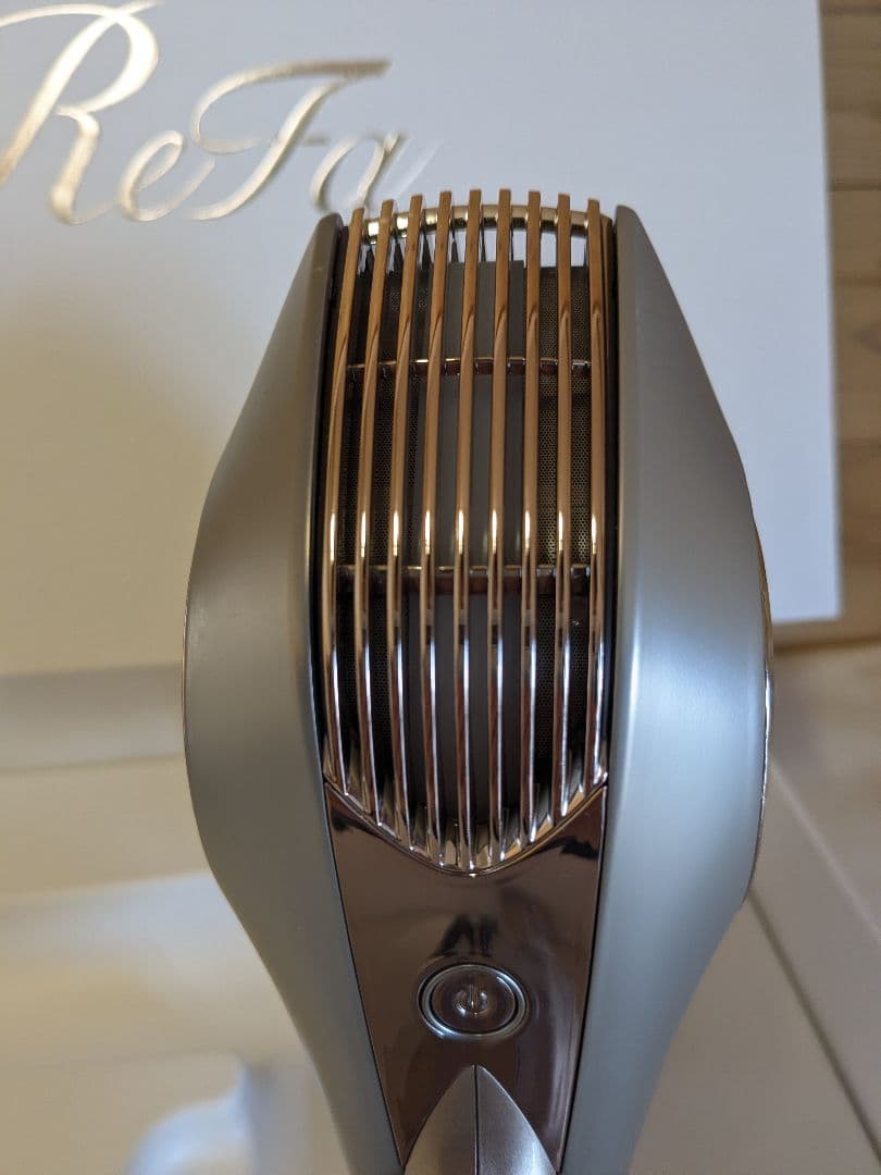 【美品】ReFa リファビューテック ドライヤー　RE-CB-48A　シャンパン
