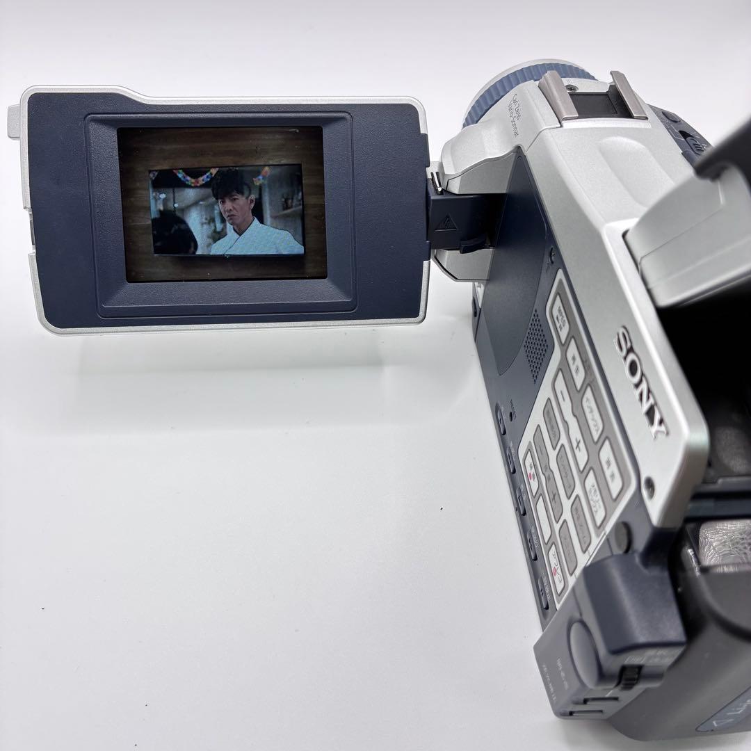 SONY mini DVビデオカメラ DCR-TRV18