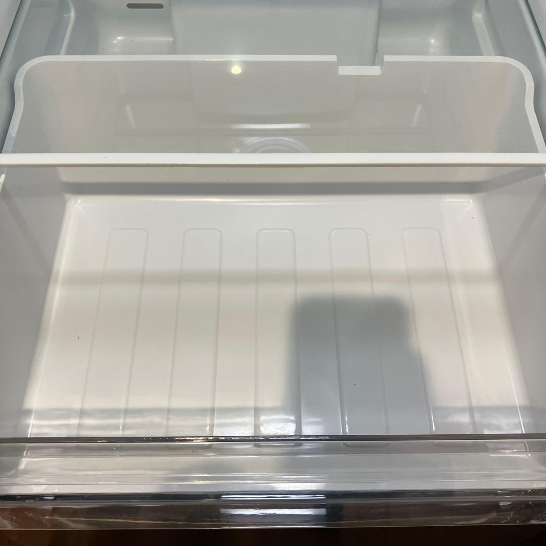 送料無料 アイリスオーヤマ　冷凍冷蔵庫 IRSN-32B-S 2023年製