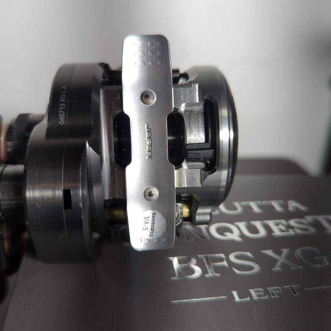 未使用　SHIMANO カルカッタコンクエストBFS-XG brimoウッドノブ