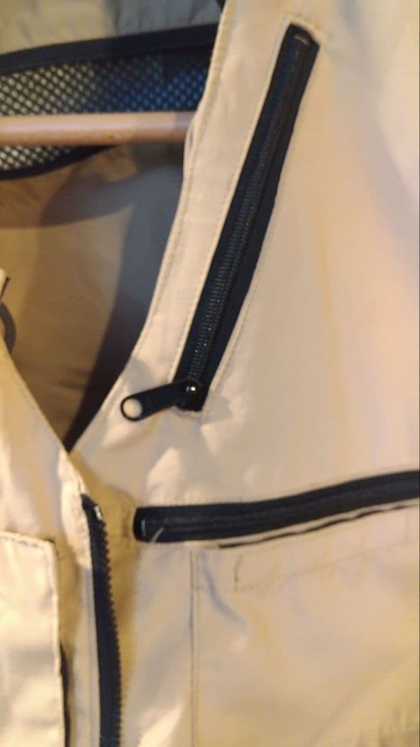 Simmsヴィンテージマスターベスト斜めロゴ