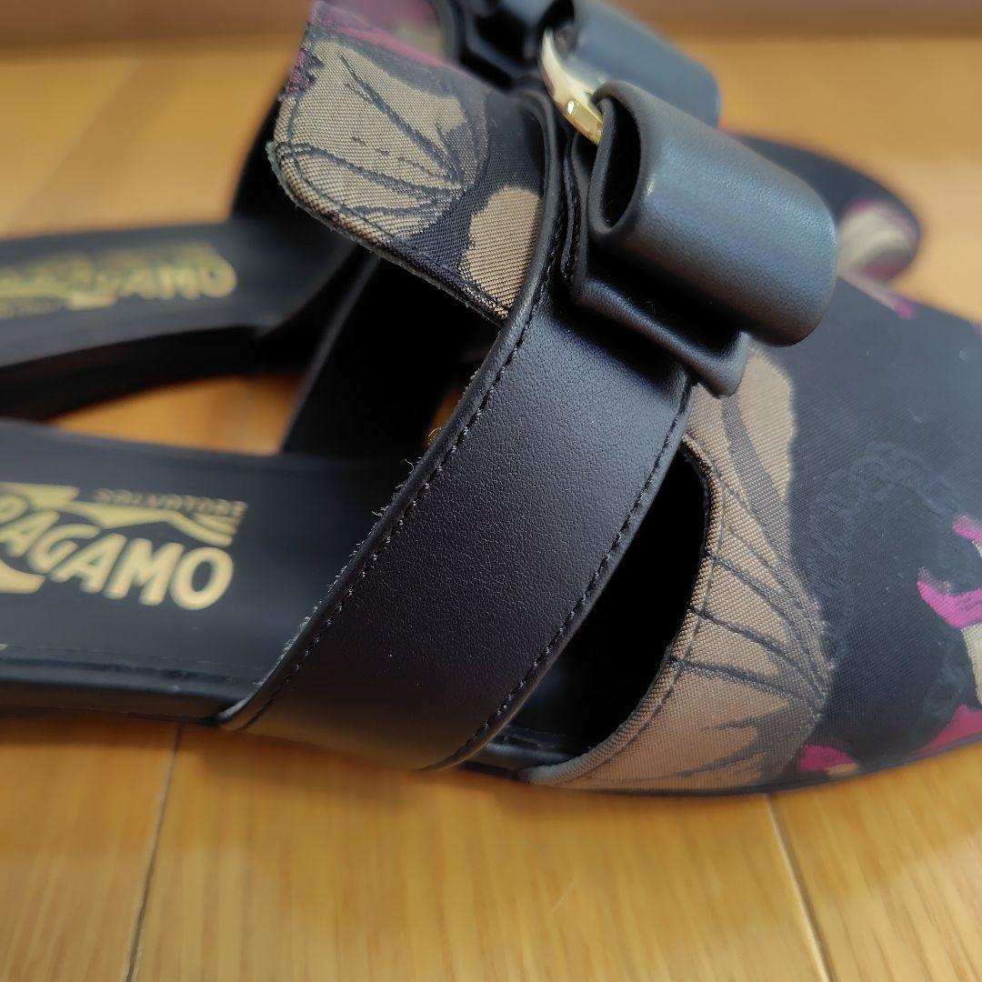 ✨️極美品✨️サルヴァトーレ フェラガモ ヴァラリボン　サンダルミュール送料無料