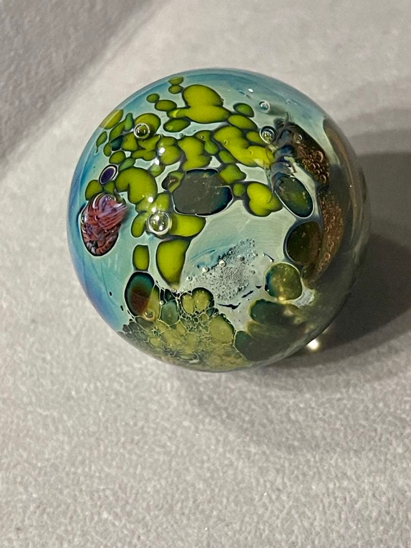Josh Simpson アート 青と緑の惑星模様 ガラス玉 JS02 作家
