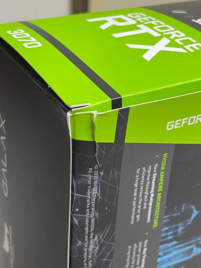 玄人志向 GALAKURO GeForce RTX 3070 本体