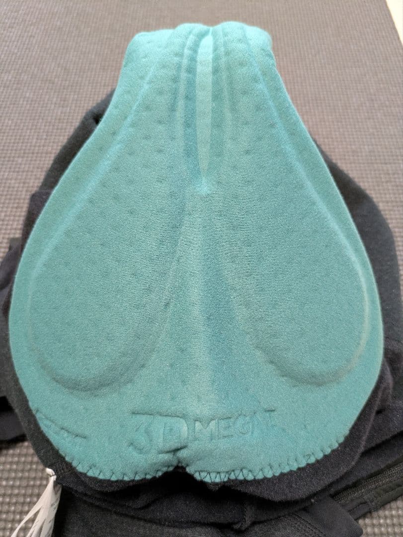 3dメガIIパッド　パールイズミ　ウィンドブレーク ビブ タイツMサイズ