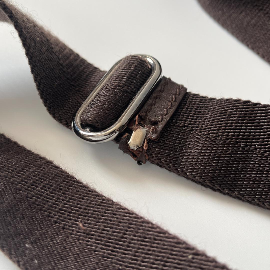 GUCCI グッチ GGキャンバス　ショルダーバッグ　メッセンジャー