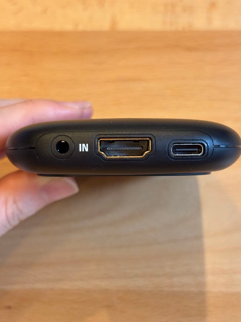 キャプチャーボード　elgato hd60s+
