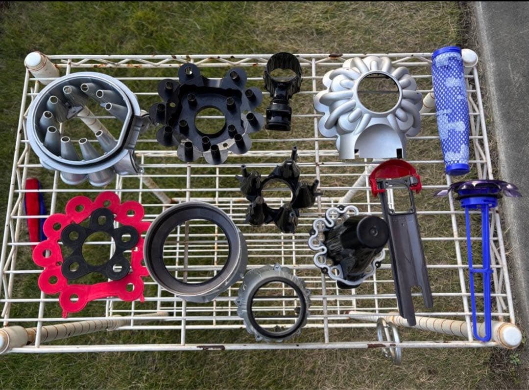 【美品】ダイソン SV25 マキタ18Vバッテリー仕様 付属品5個付