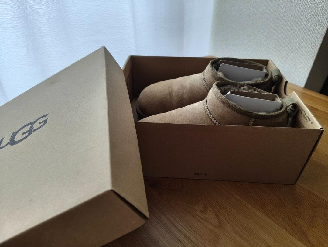 UGG クラシック ウルトラ ミニ アンテロープ 24センチ