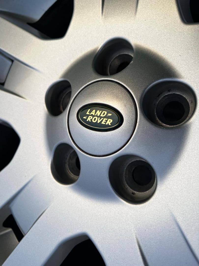 ランドローバー フリーランダー II 17インチホイール235/65R17タイヤ