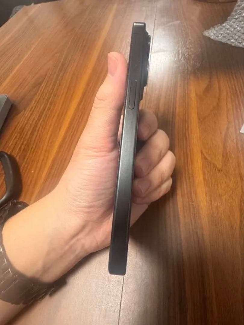 iPhone 15 Pro 128GB 本体 バッテリー 100% SIMフリー