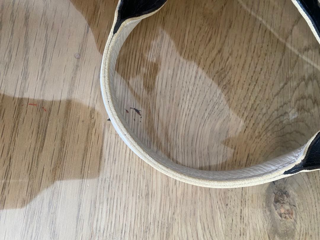 ゲンテン　ホワイト カットアウトデザイン レザーバッグ　最終価格です