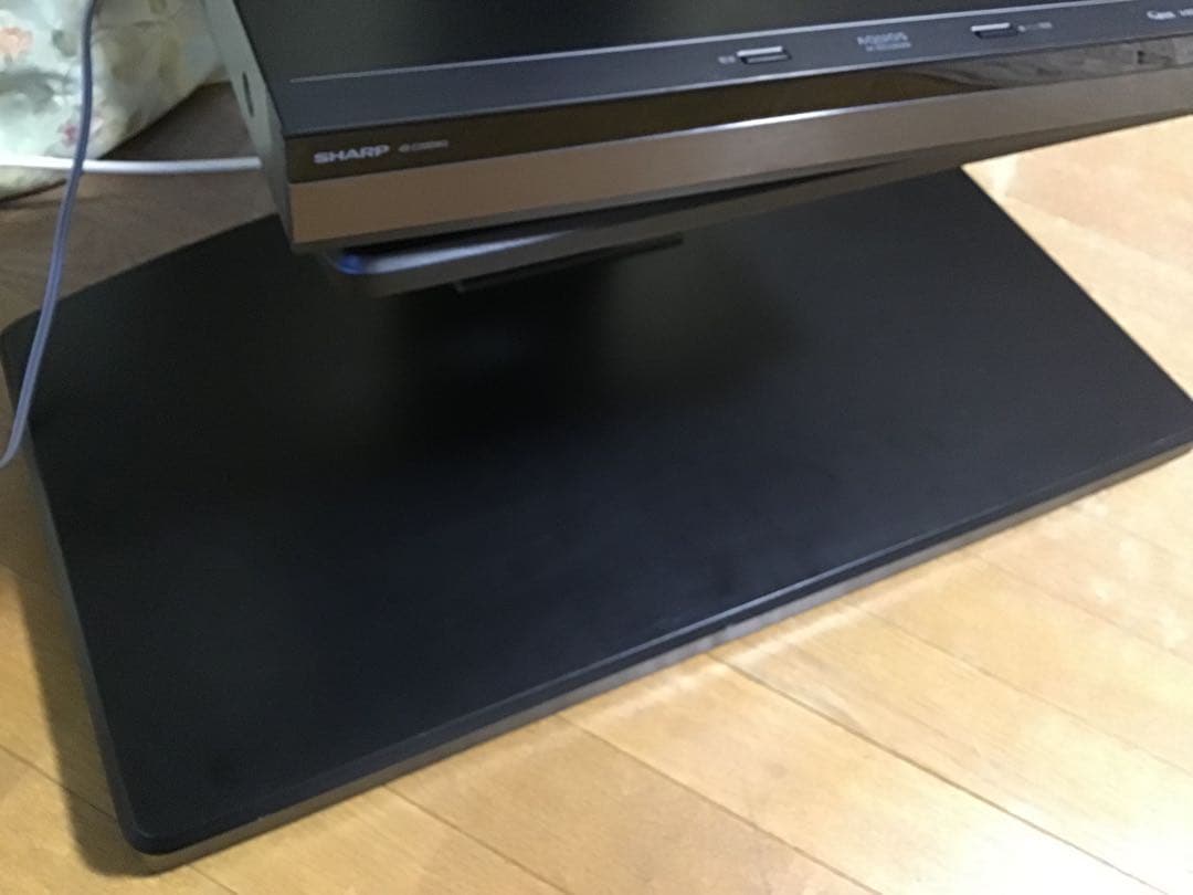 4T-C43EN2 アクオス　4K 2022年製　壁寄せスタンドタイプ