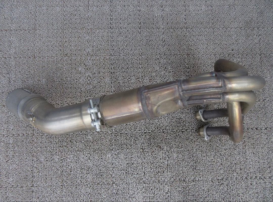 ZX25R Austin Racingマフラー