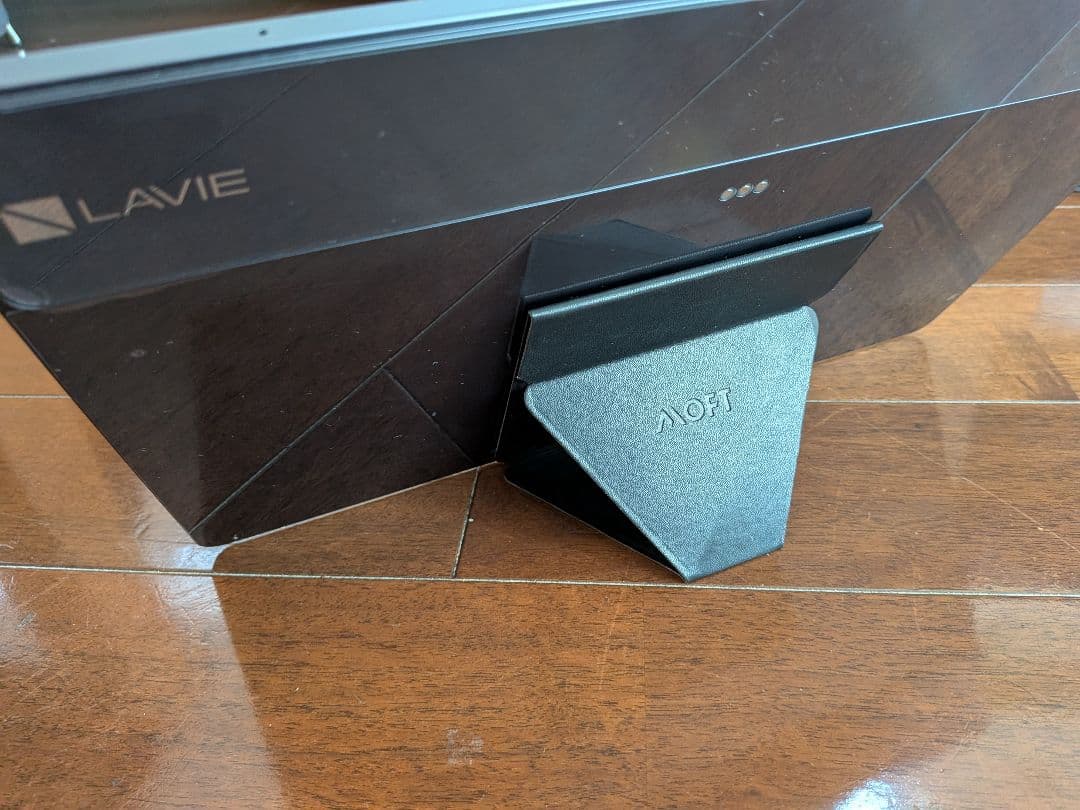 利用少な目の美品 NEC LAVIE T14本体＋12,000円相当の付属品付