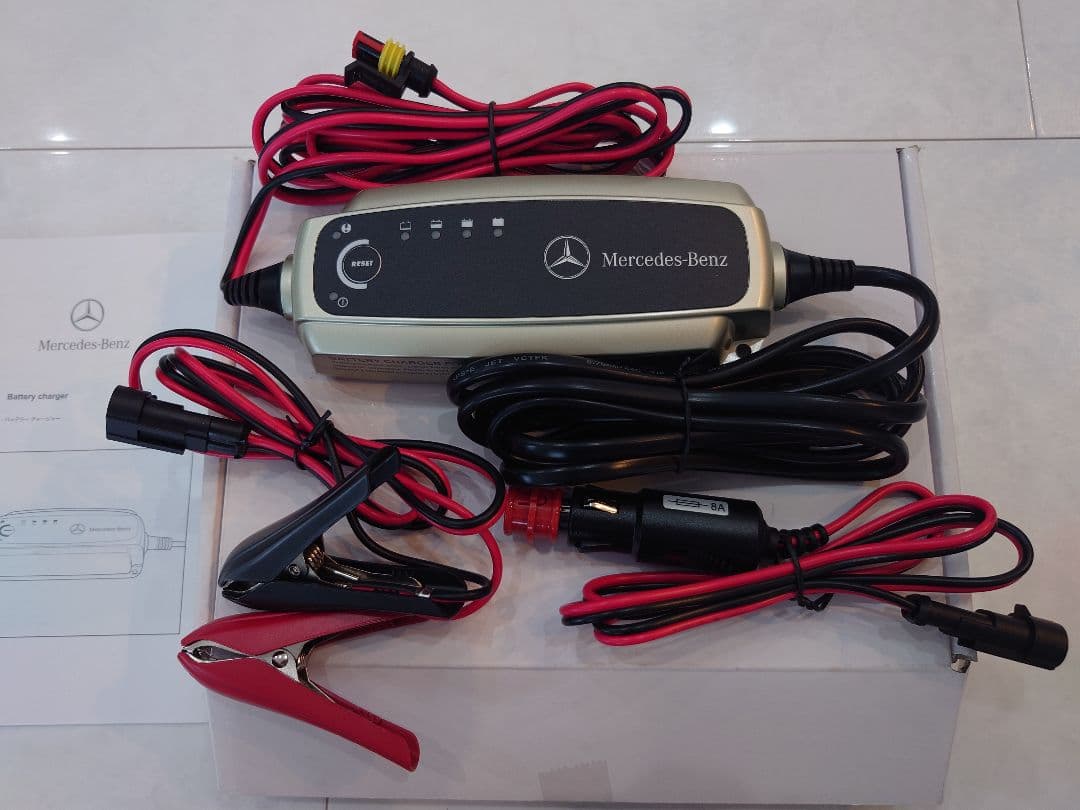 メルセデスベンツ 純正 バッテリーチャージャー Mercedes-Benz