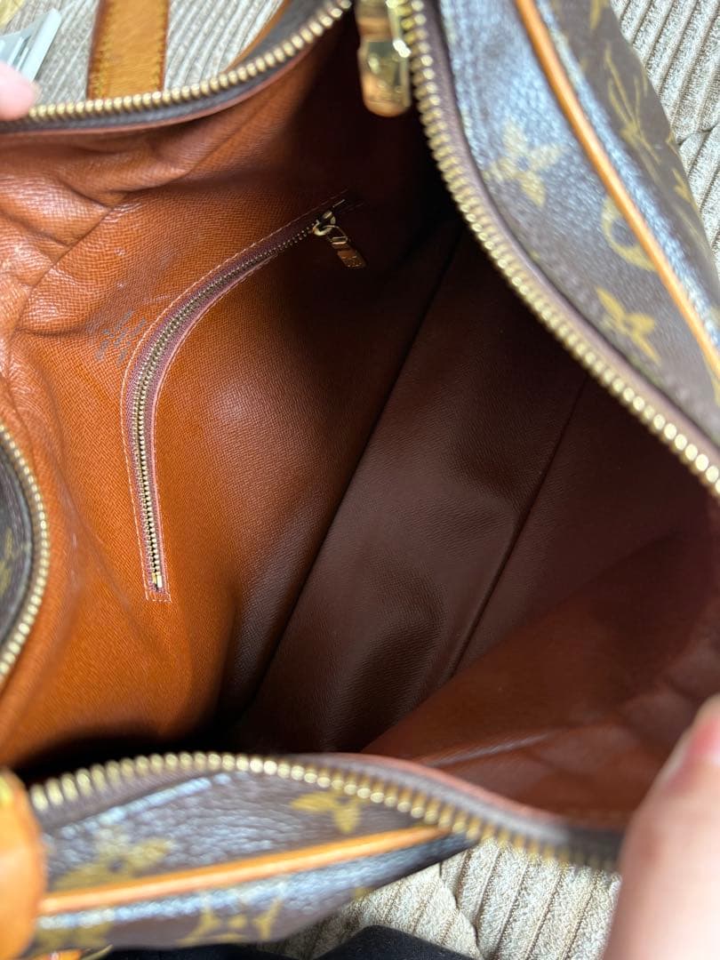 ルイ・ヴィトン　バッグ