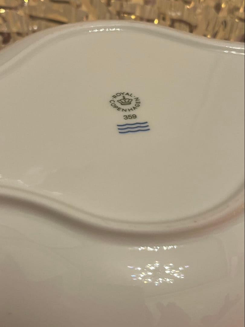 ⭐️新品未使用⭐️ スターフルーテッド クリスマス ディッシュ２枚18cm〜22cm